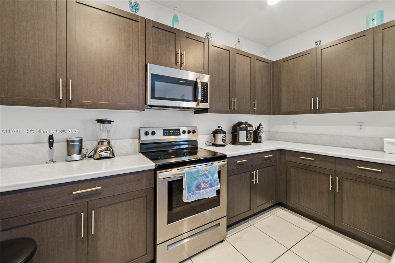 SILVER PALM RESIDENTIAL H - Residential