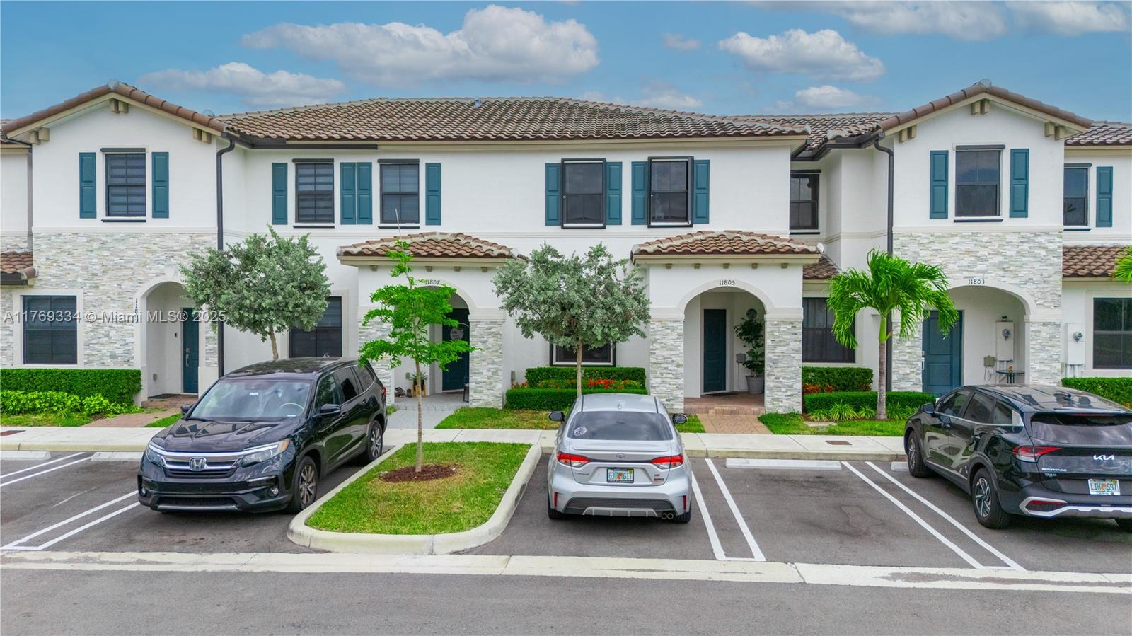 Property for Sale at 11805 Sw 245th Ter, Homestead, Miami-Dade County, Florida - Bedrooms: 3 
Bathrooms: 3  - $419,900