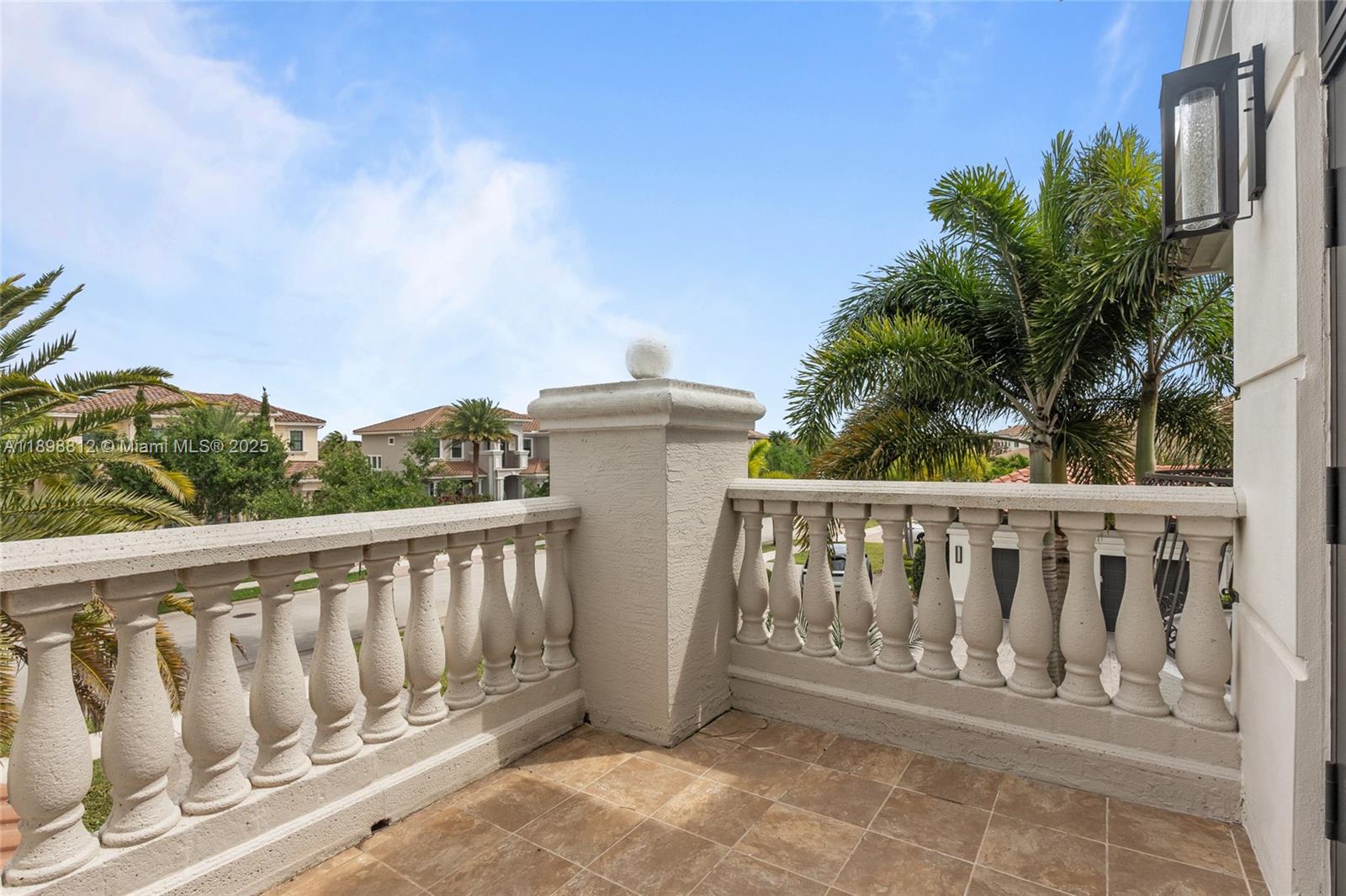 PARKLAND GOLF & COUNTRY C - Residential