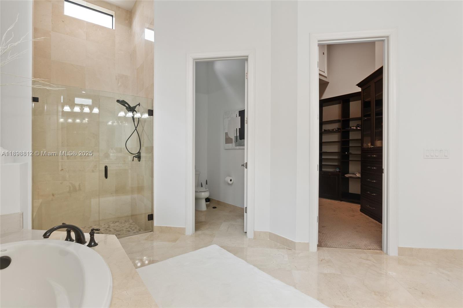 PARKLAND GOLF & COUNTRY C - Residential