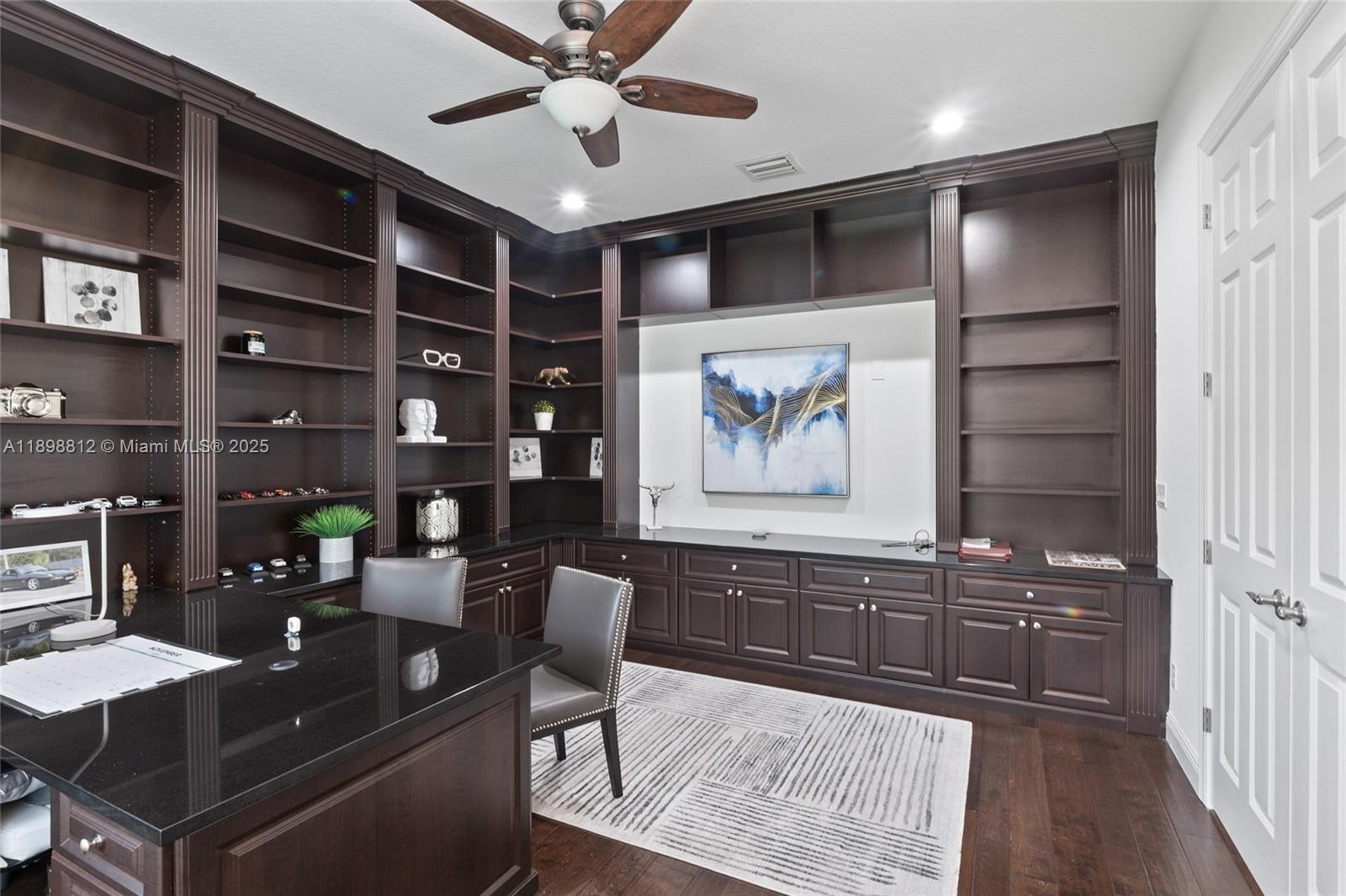 PARKLAND GOLF & COUNTRY C - Residential