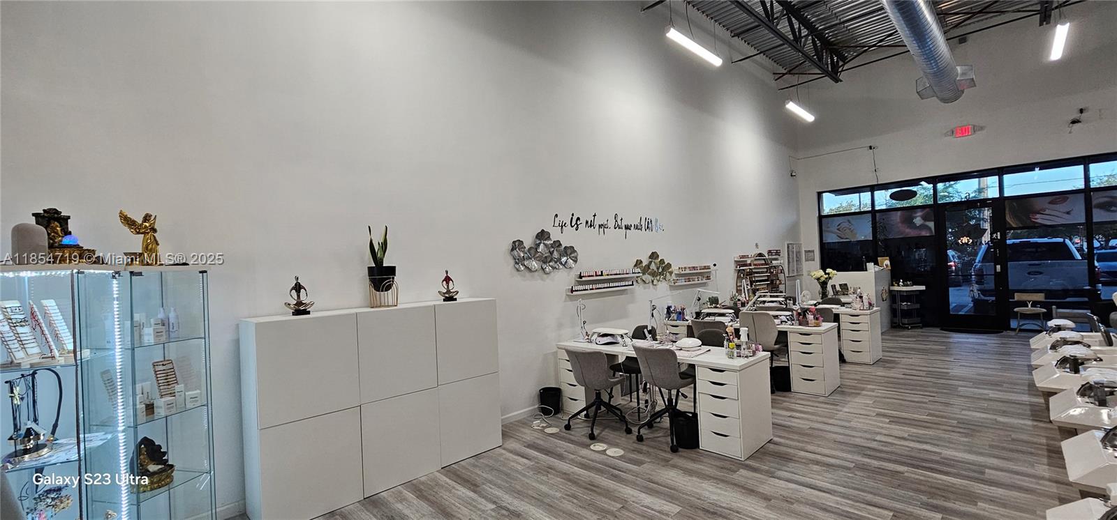 8003 NW 95th St