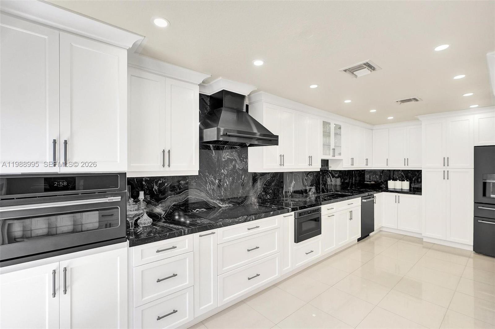 WASHINGTON PARK HALLANDAL - Residential