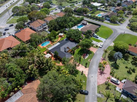 Tiny photo for 15860 SW 287th St, Homestead, FL 33033 (MLS # A12007467)