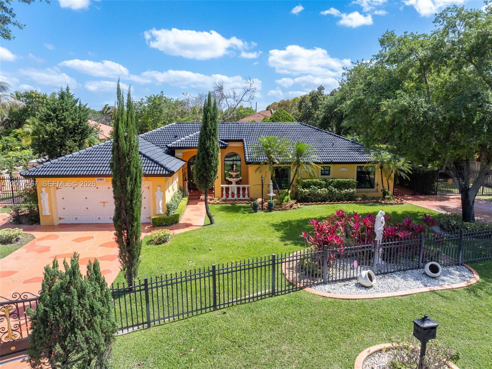 BISCAYNE BEST - Residential