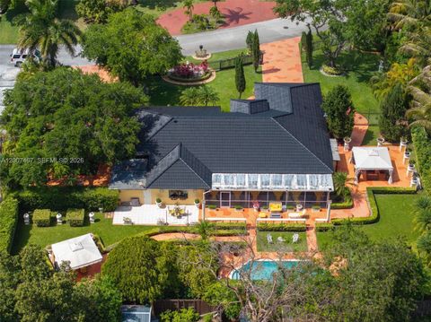 Tiny photo for 15860 SW 287th St, Homestead, FL 33033 (MLS # A12007467)