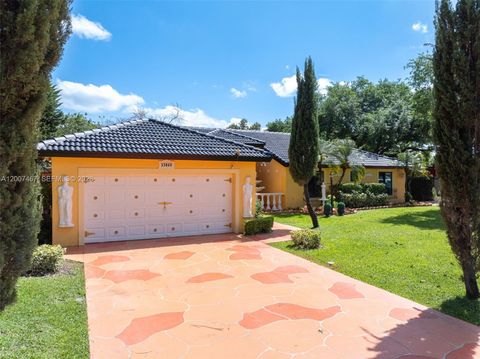 Tiny photo for 15860 SW 287th St, Homestead, FL 33033 (MLS # A12007467)