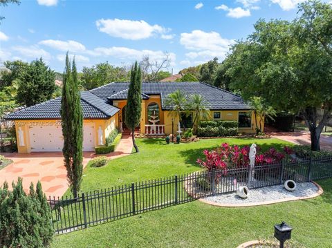 Tiny photo for 15860 SW 287th St, Homestead, FL 33033 (MLS # A12007467)