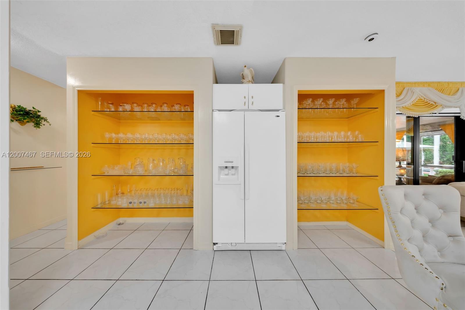 BISCAYNE BEST - Residential