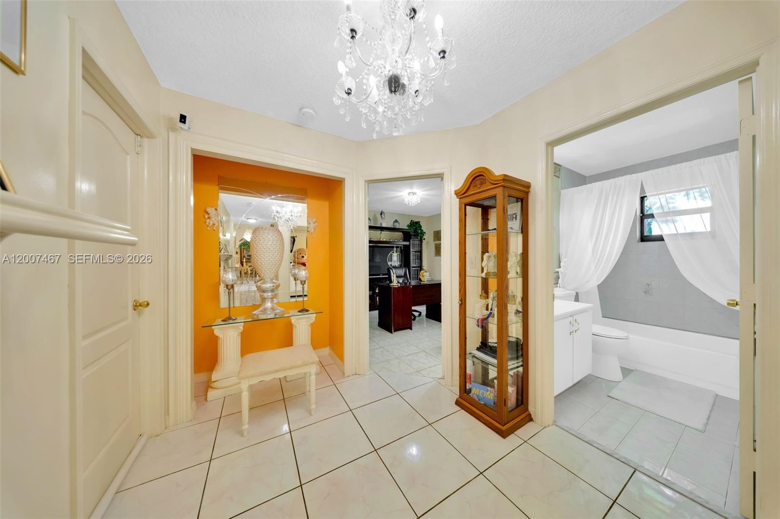 BISCAYNE BEST - Residential