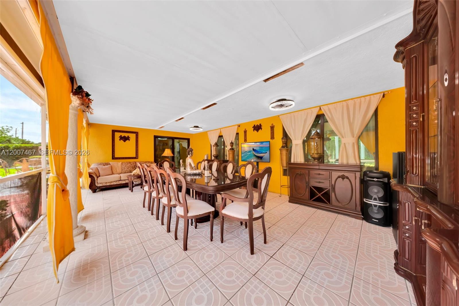 BISCAYNE BEST - Residential