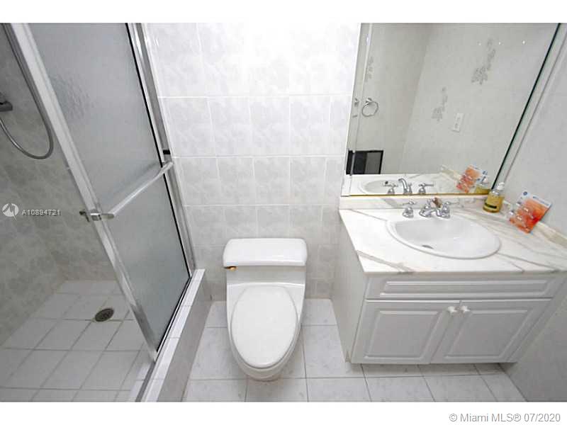 OCEANFRONT PLAZA CONDO - Residential Lease