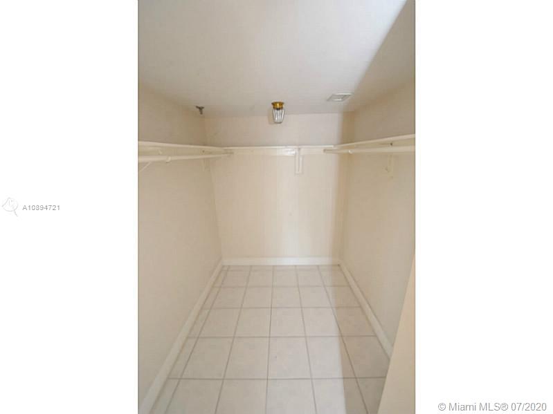 OCEANFRONT PLAZA CONDO - Residential Lease