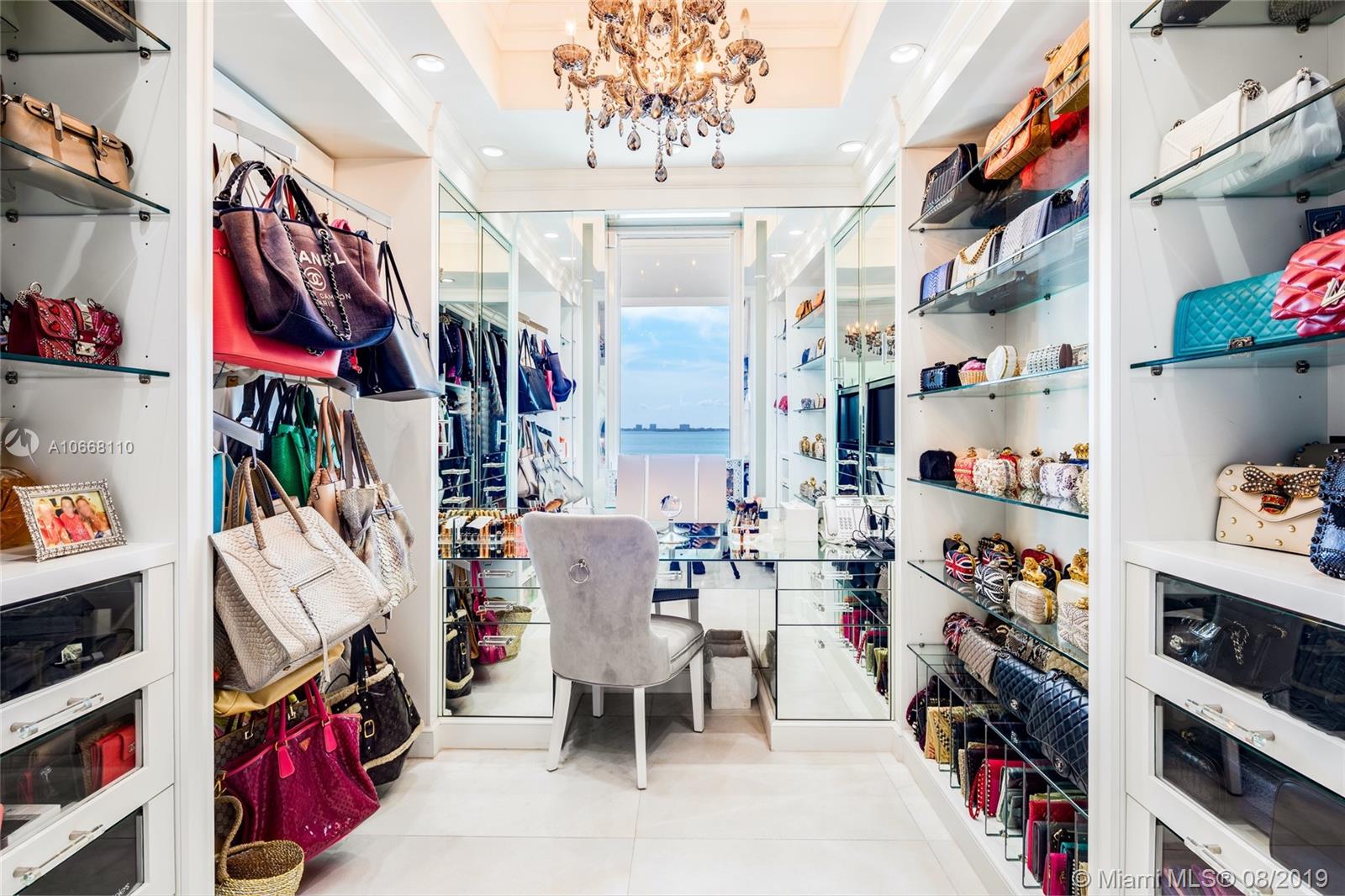 NAUTILUS SUB - Residential