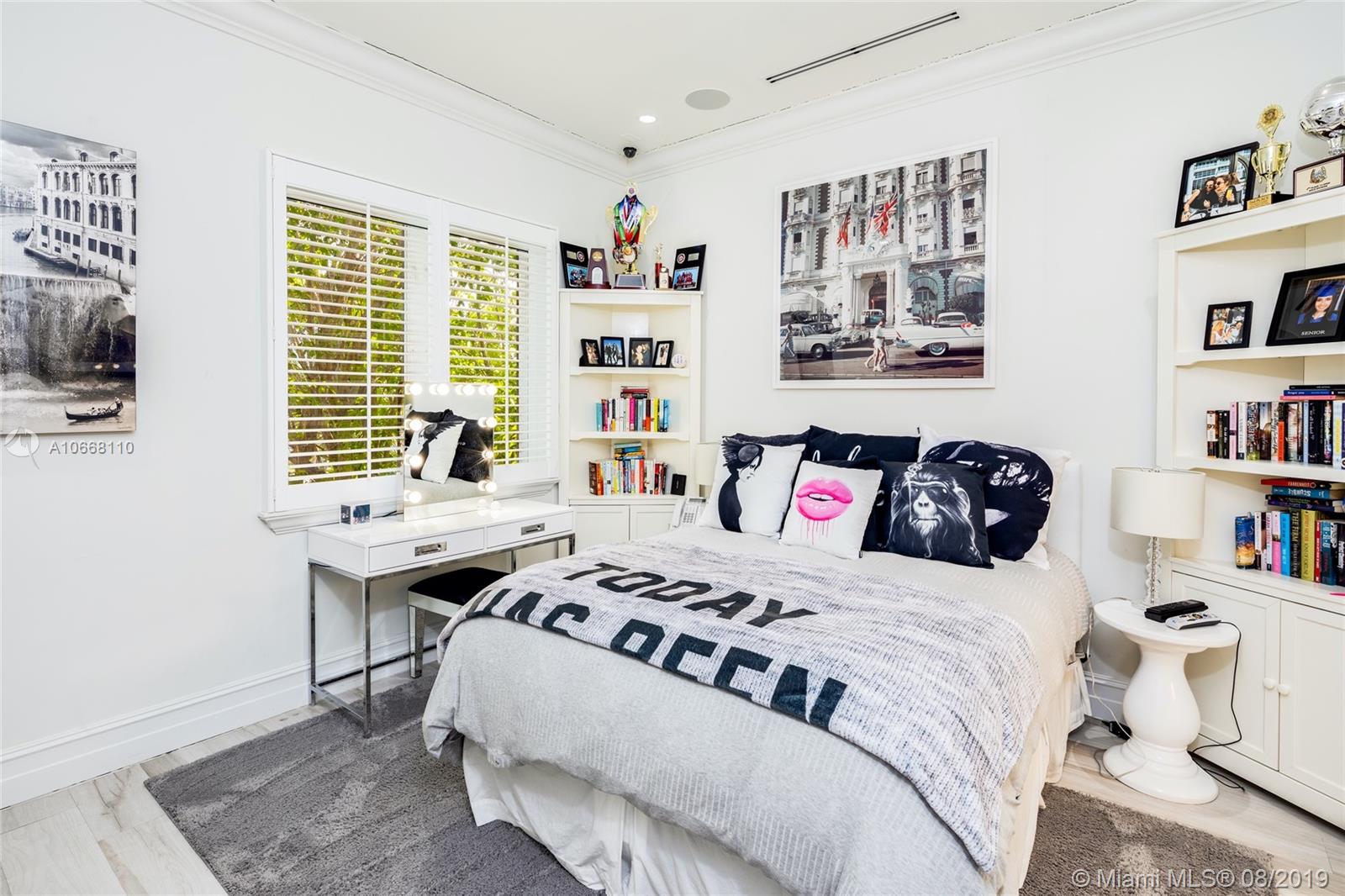 NAUTILUS SUB - Residential