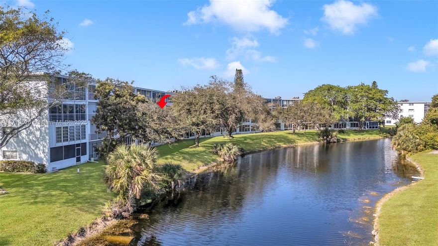 Wow 2 bed 1.1/2 bath fantastic opportunity in Newport H. This condo is superbly taken care of, everything in here is perfect and spotless New HW tank New Dishwasher, Great AC ,new Electric panel, comfortable Furniture and many things included to make your Home complete. Spend all day on the True Florida room with beautiful breeze and bright light for all day reading if you like. 
Moments away from the 5 Star World Class Clubhouse complete with Fitness Center, Exercise rooms, Art and Ceramic Classes, Dance classes, Woodworking, you name it everything is here including pickleball, Tennis, and over 70 clubs to join . You can also enjoy movies and shows in the remodeled Theater. Do not miss this amazing condo located in its own Oasis with Pool and Tennis courts just outside your door.