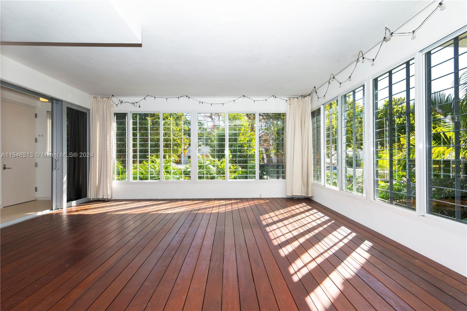THE V CONDO - Residential Lease
