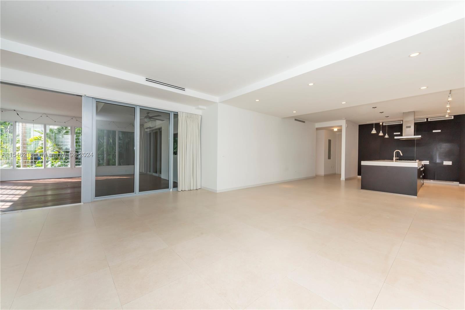 THE V CONDO - Residential Lease