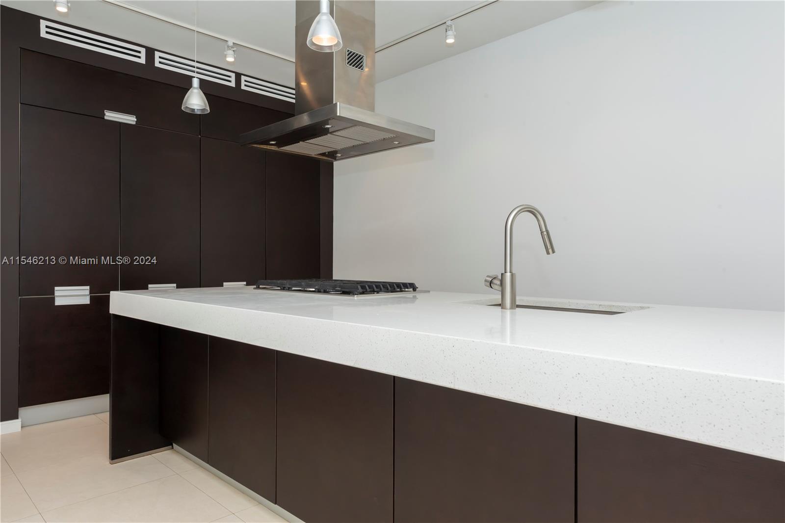 THE V CONDO - Residential Lease