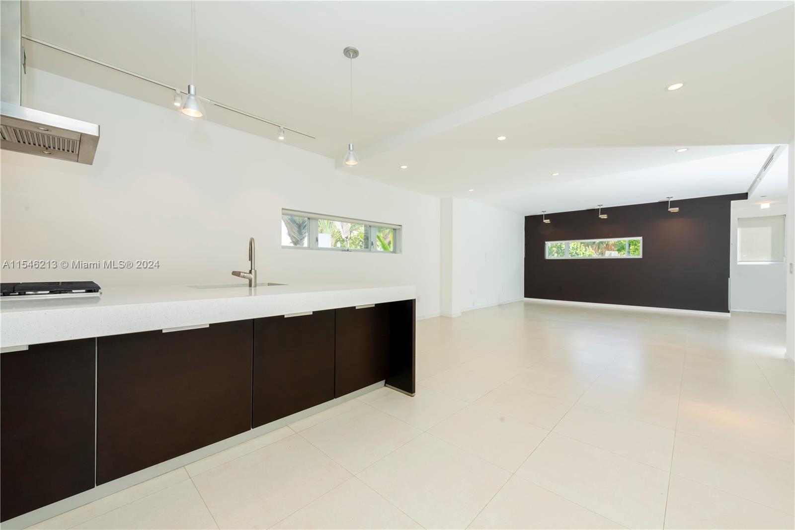 THE V CONDO - Residential Lease