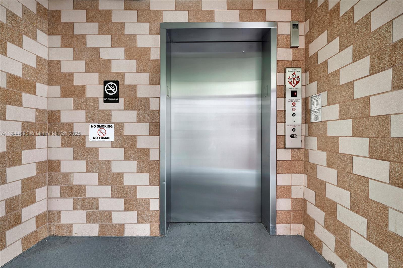 KINGSLEY AT CENTURY VILLA - Residential