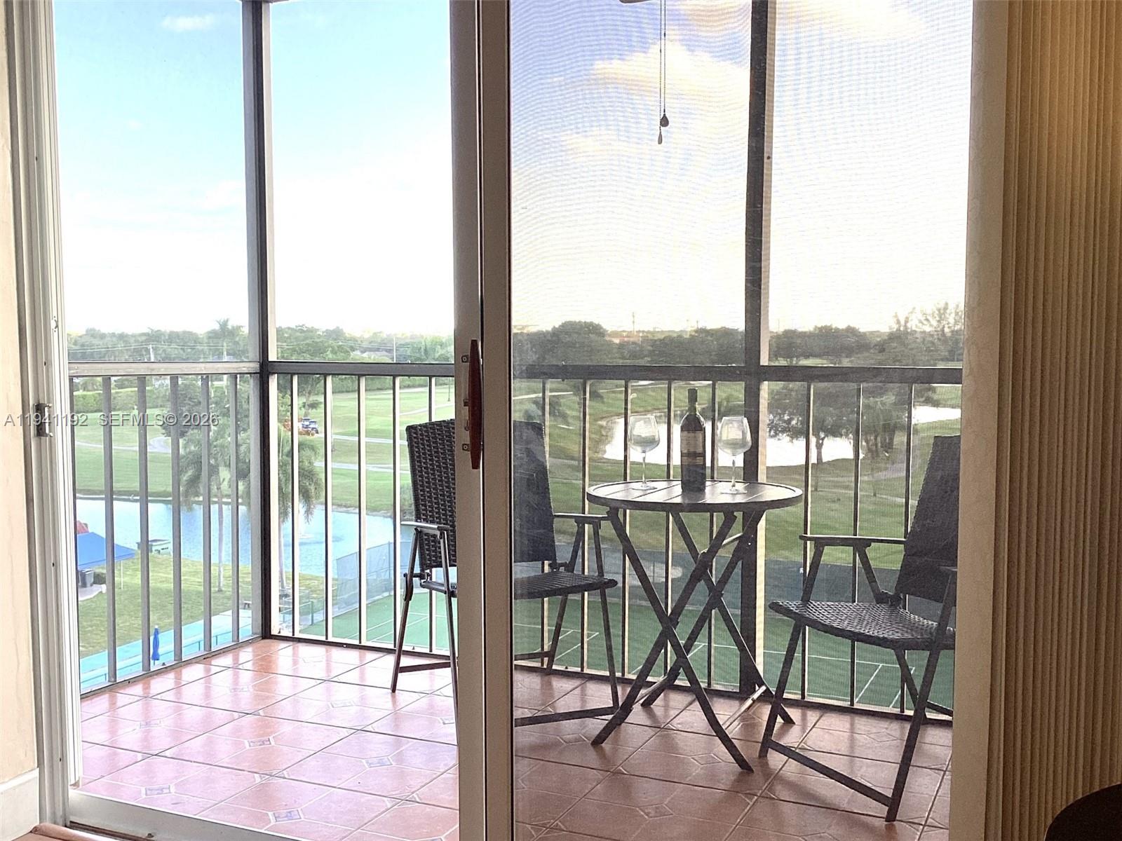 HOLLYBROOK GOLF AND TENNIS - Residential