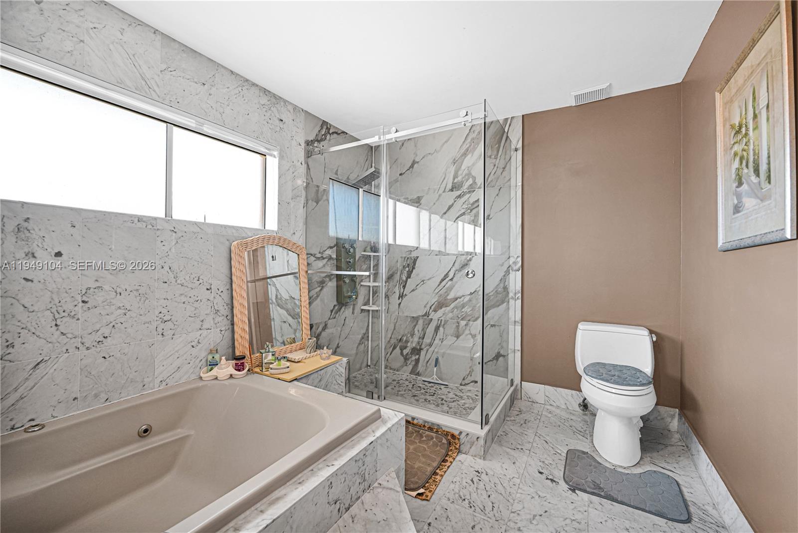 FOUR PALM LAKES AT PEMBRO - Residential