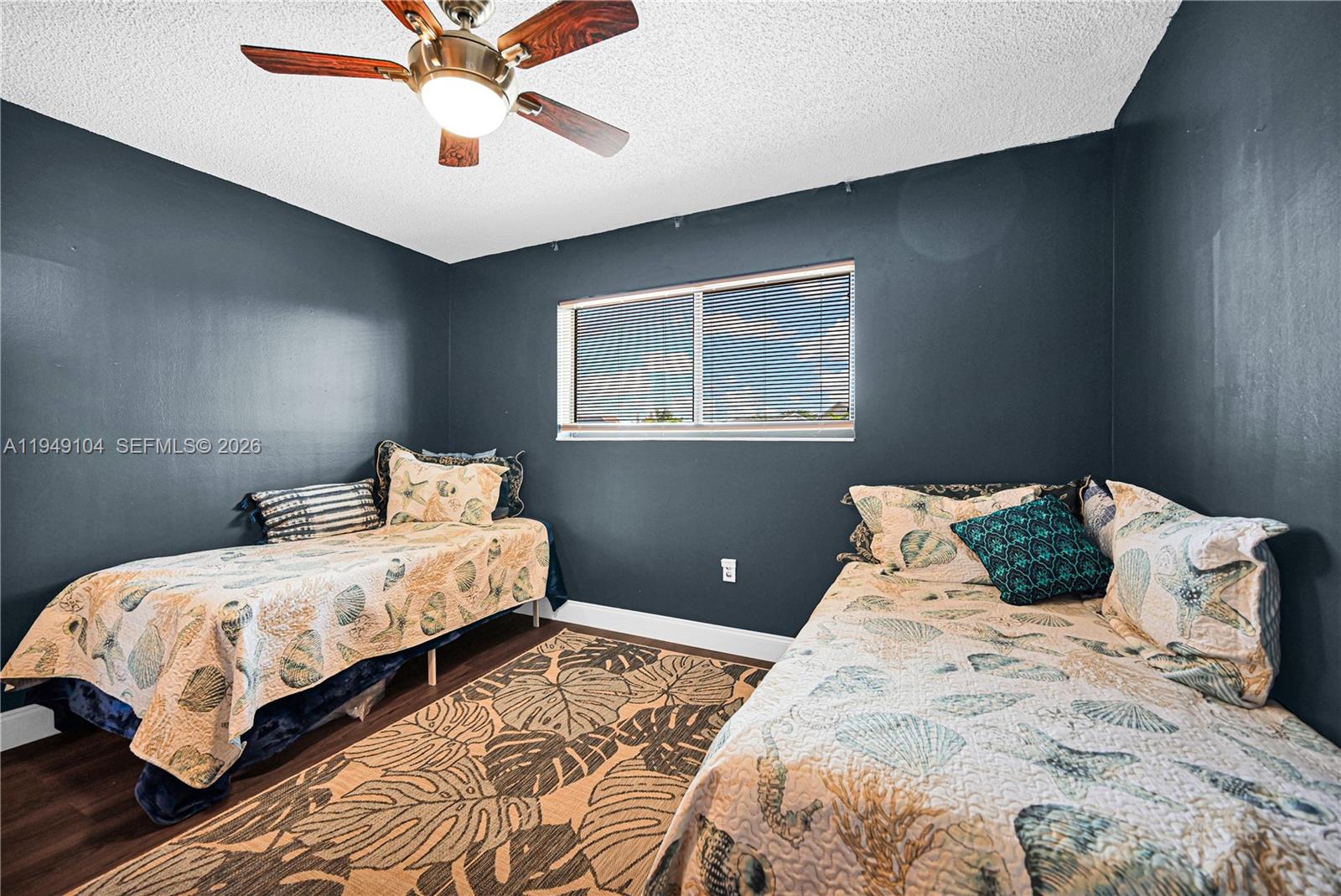 FOUR PALM LAKES AT PEMBRO - Residential