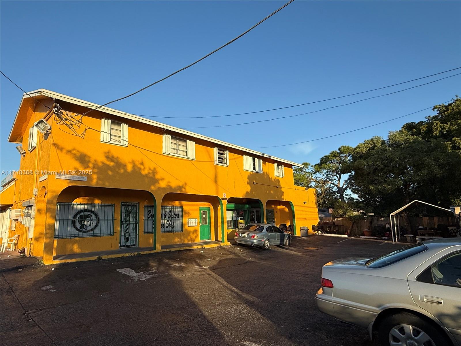 2001-2007 NW 21st Ave