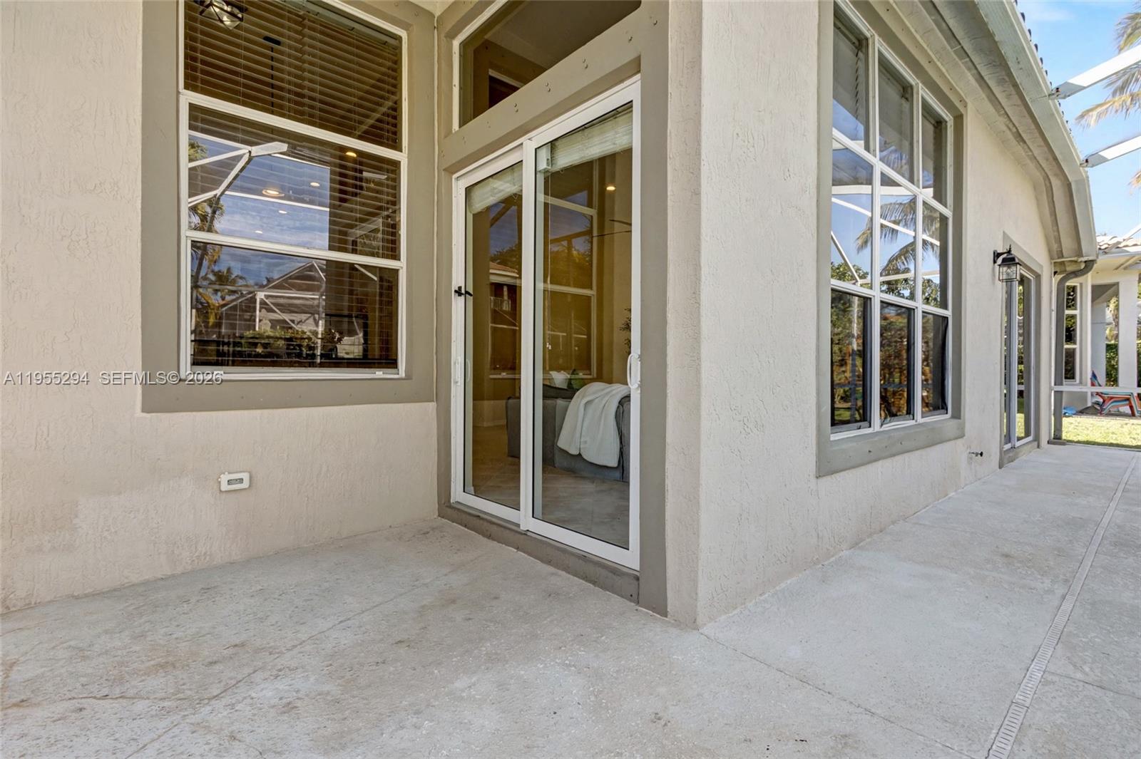 EAGLE TRACE - Residential