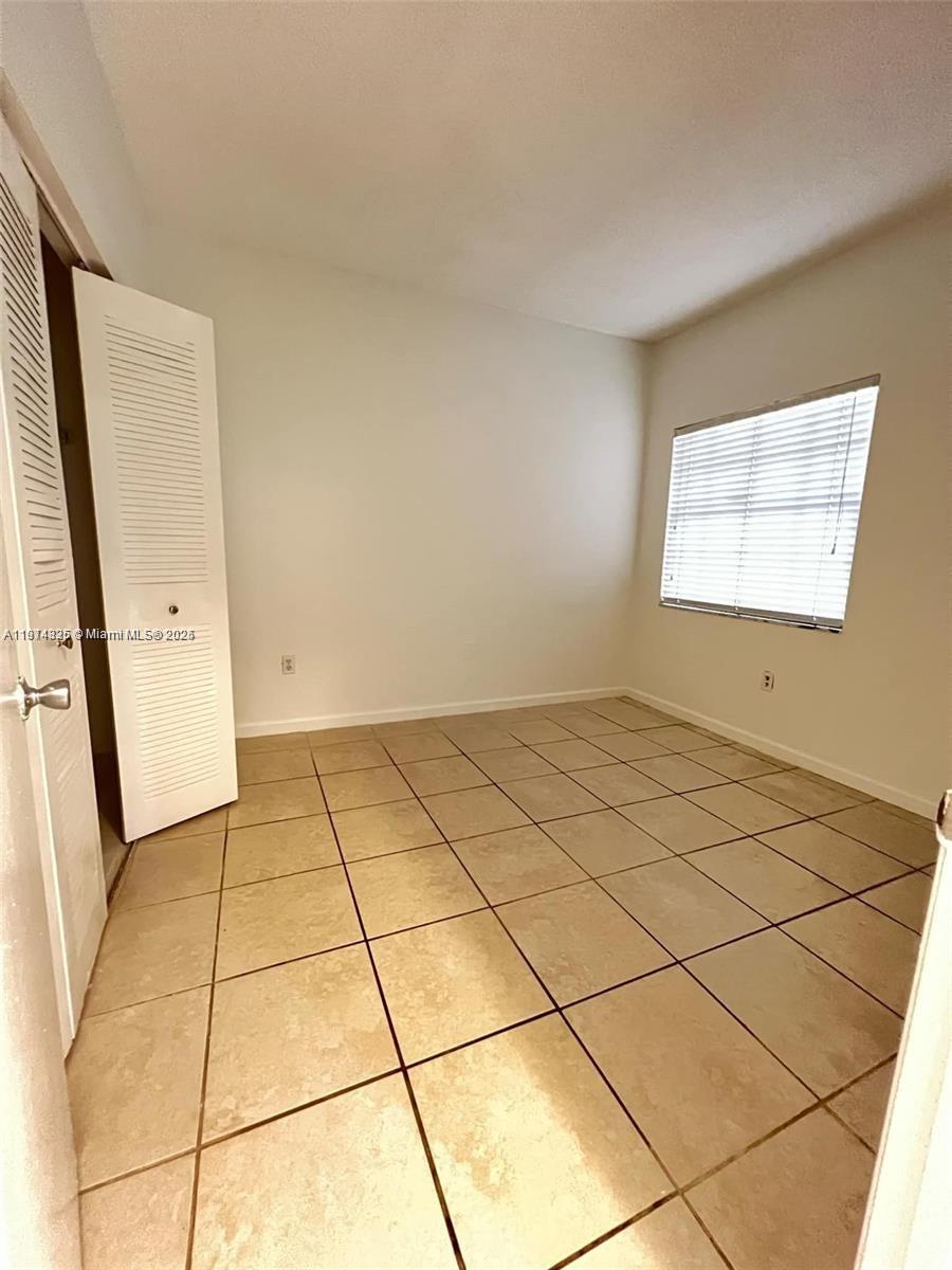 REFLECTIONS AT PEMBROKE P - Residential Lease