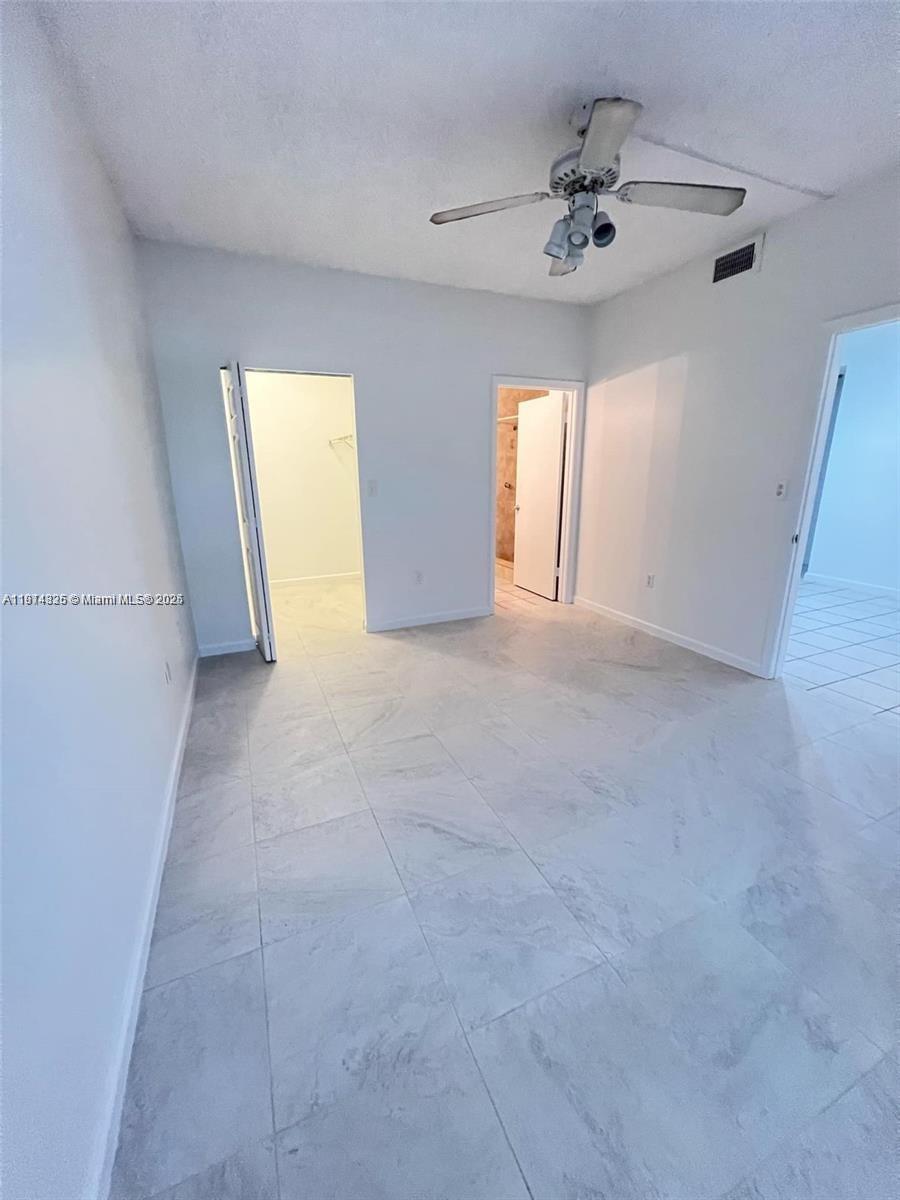 REFLECTIONS AT PEMBROKE P - Residential Lease