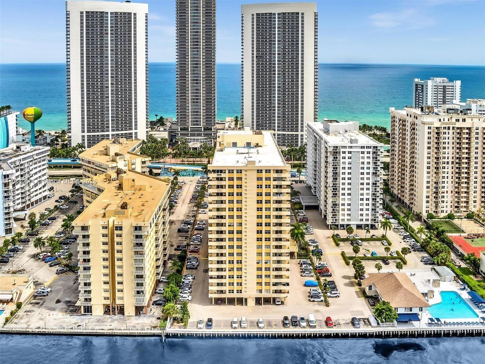 PLAZA TOWERS NORTH CONDO - Residential