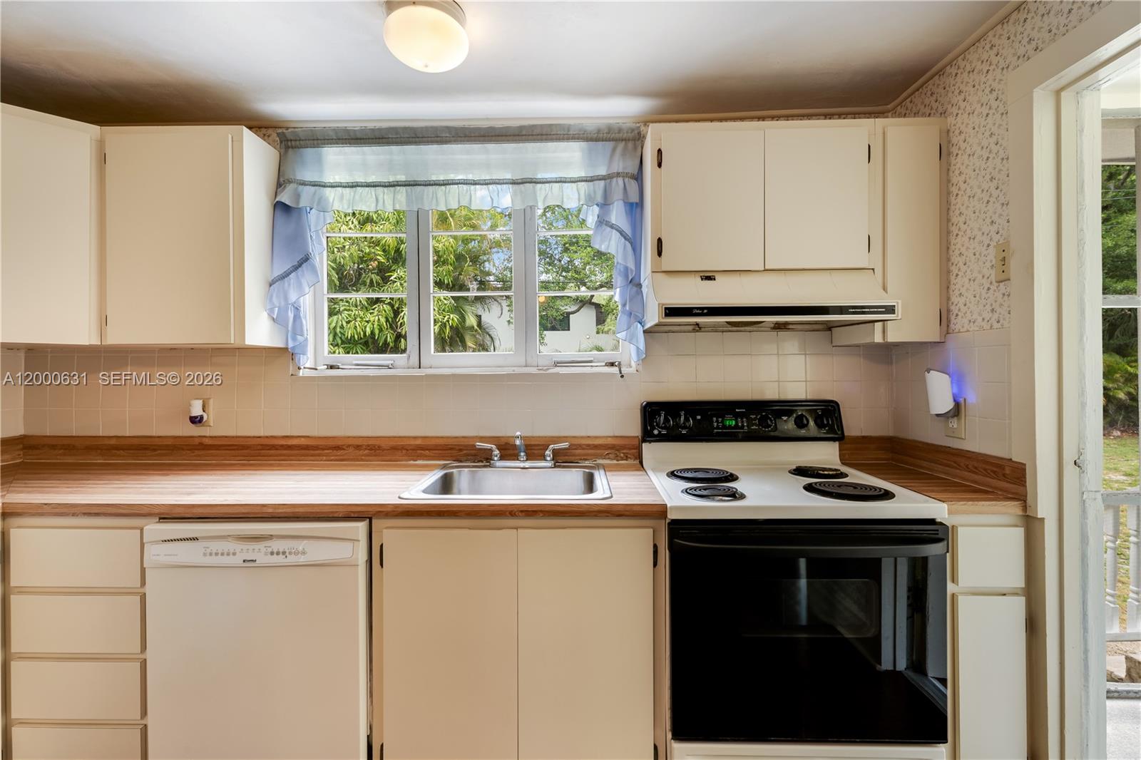 ROBERTS SUB - Residential