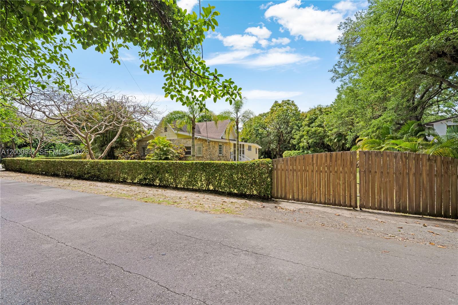 ROBERTS SUB - Residential