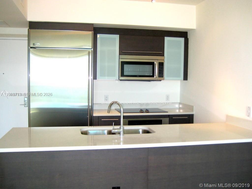 500 Brickell Ave 2708