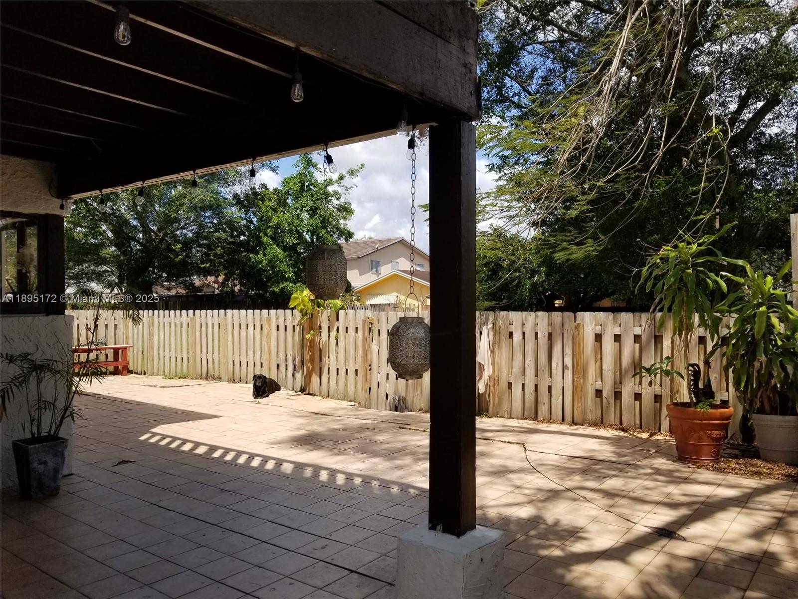 HAMMOCKS SEC 2 - Residential