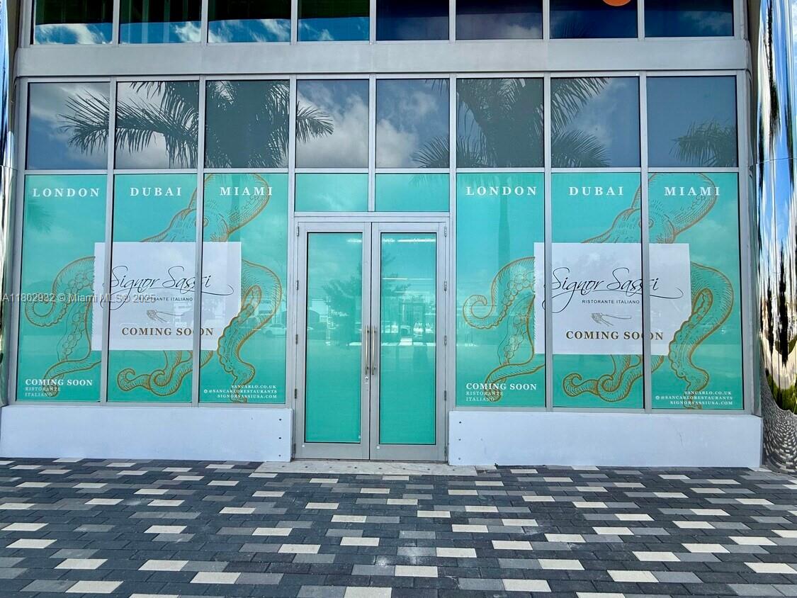 Retail NNN Investment Opportunity. ONE Sotheby’s Int'l Realty is pleased to present this Class A, new construction retail commercial condo deal w/ Tenant in place at closing. Leased to internationally acclaimed Italian restaurant Signor Sassi. Long-term lease with options. Tenant currently building out; opening planned for end of summer 2025. Attractive CAP rate with full HOA pass-through to tenant. Close now & Seller will extend a rent guarantee until Tenant rent commencement. Rare chance to own a Class A retail asset in a premier development with a globally recognized tenant.