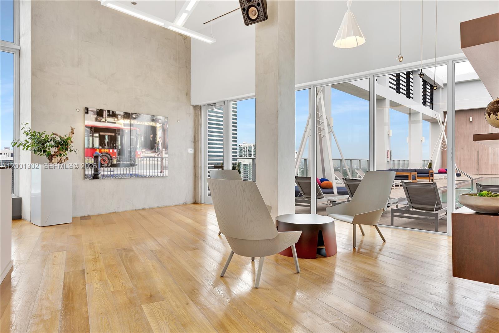 CENTRO CONDO - Residential Lease