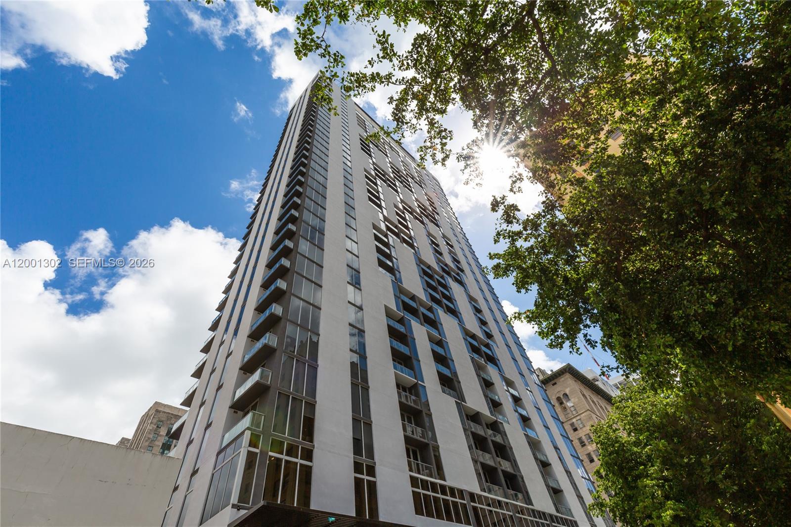 CENTRO CONDO - Residential Lease