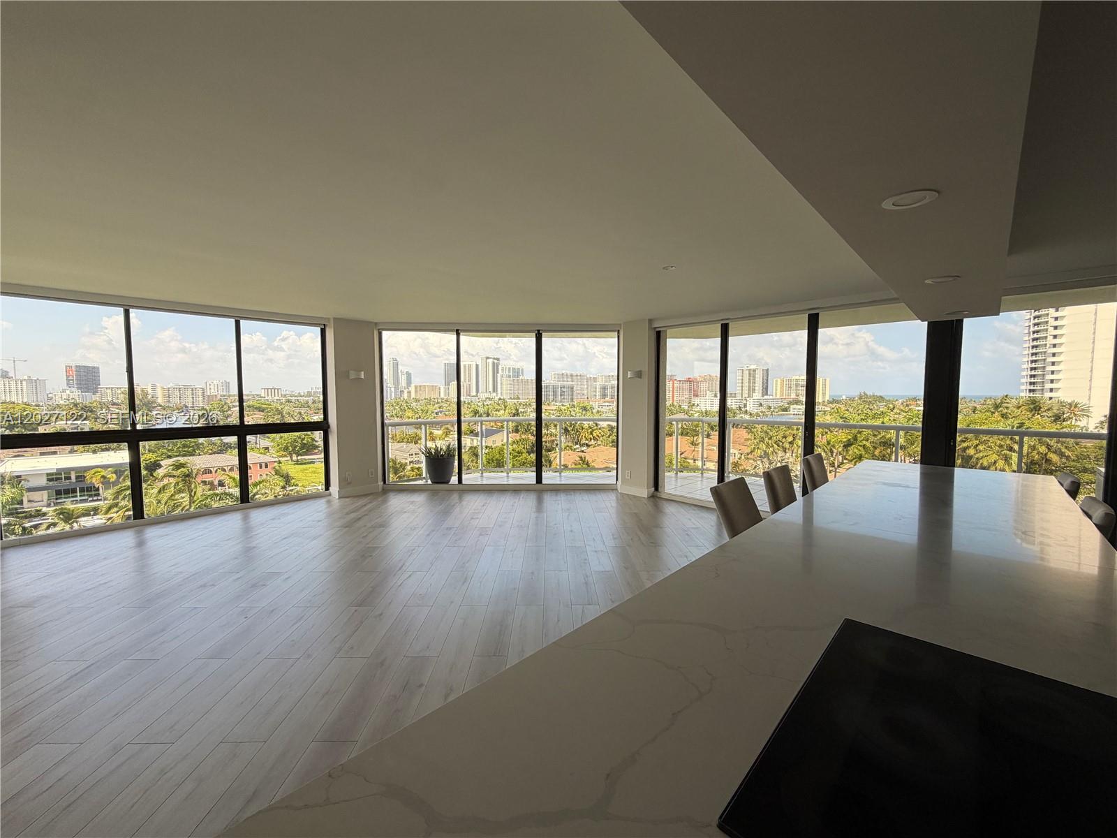 3640 Yacht Club Dr 805