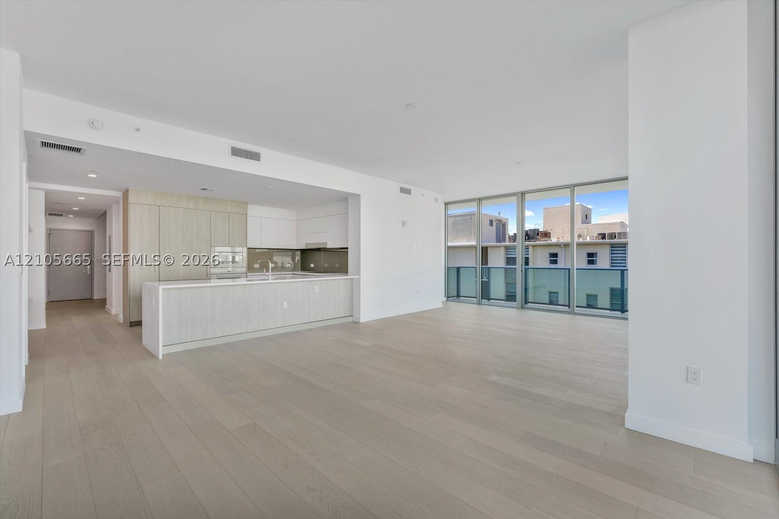 9201 E Bay Harbor Dr 702