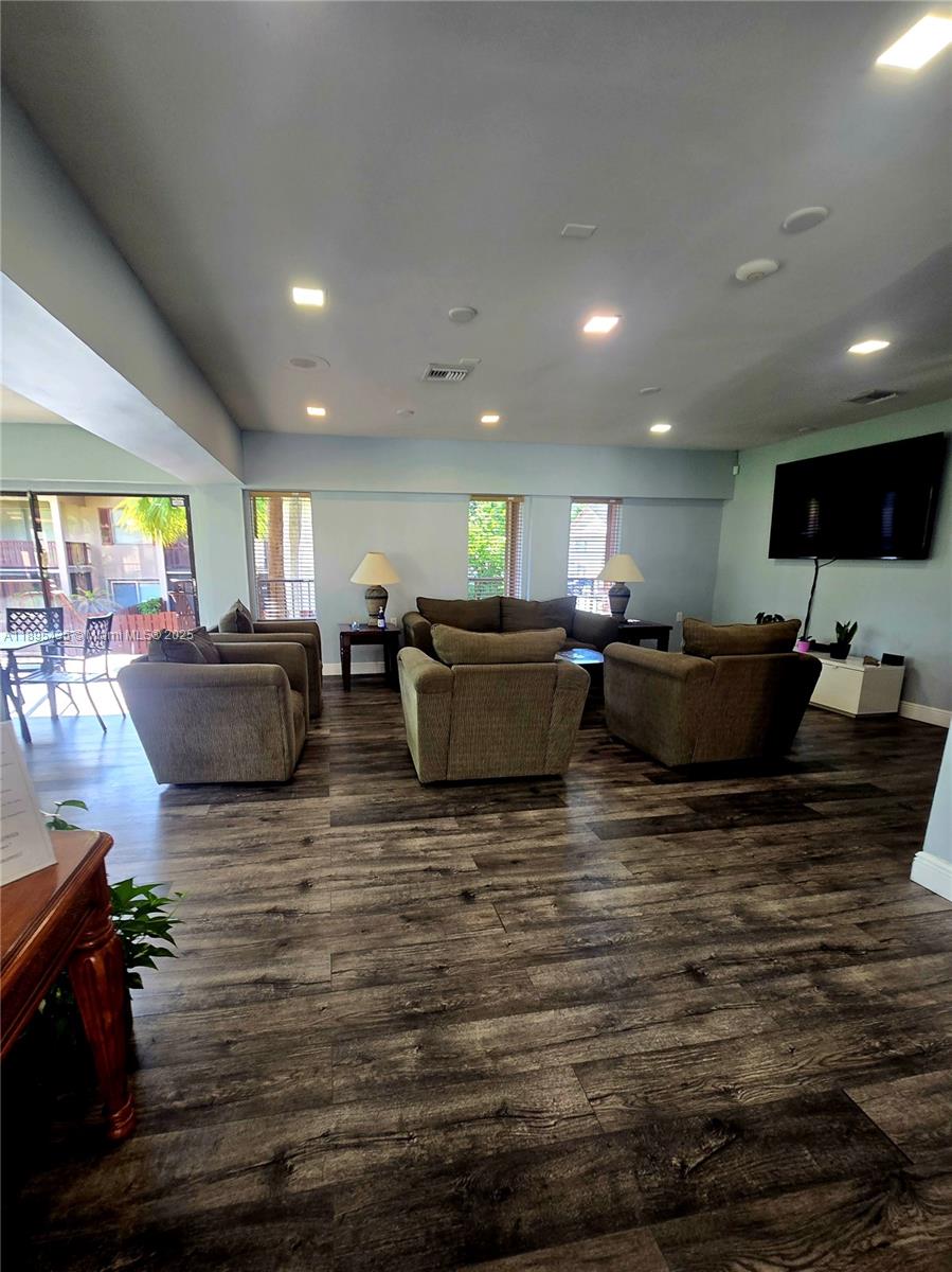 PINE GROVE CONDO - Residential Lease