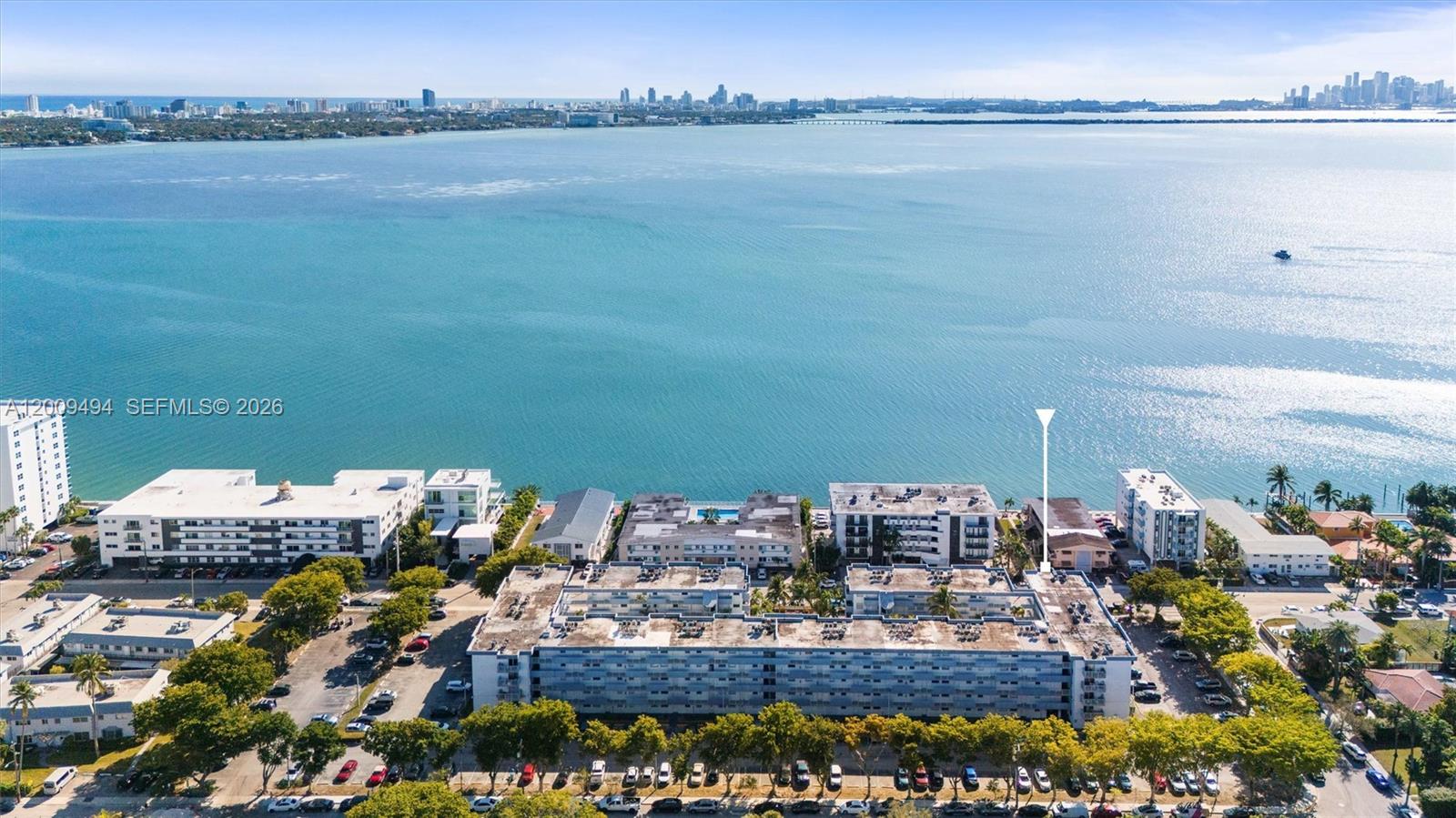 NORTH BAY VILLAS CONDO - Residential