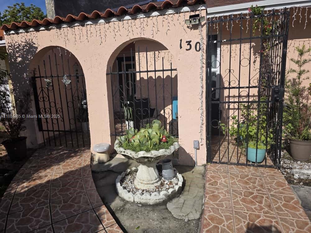 SWEETWATER PARK - Residential