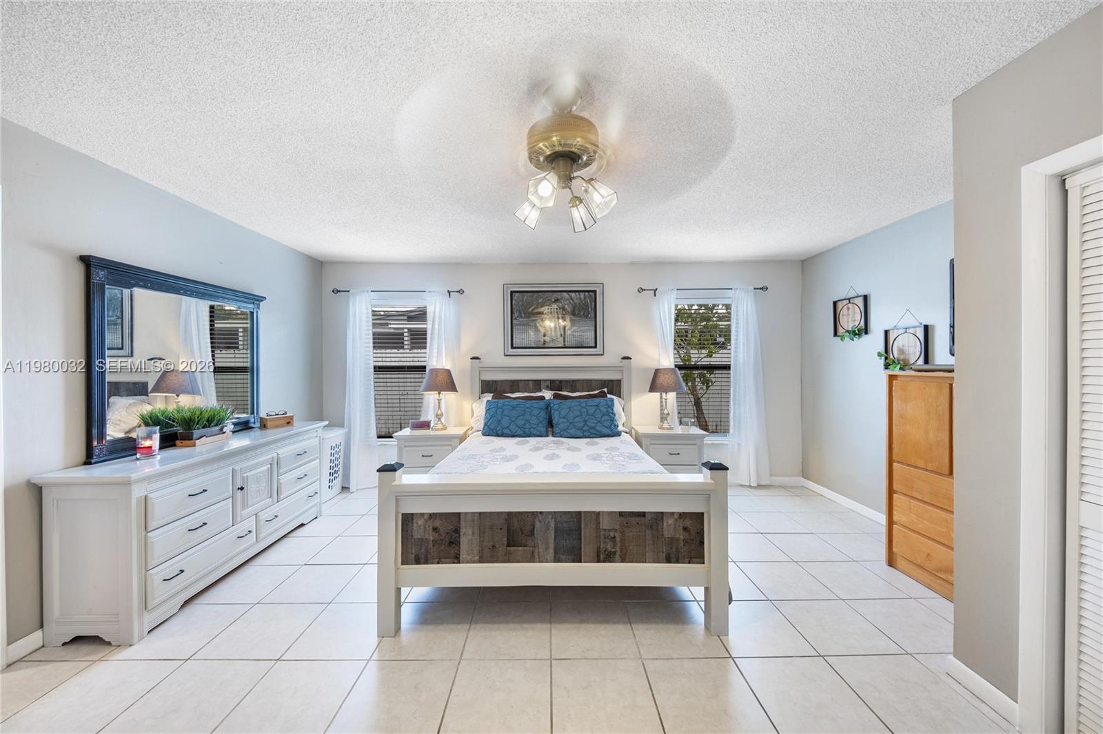 HEFTLER HOMES SUNSET PARK - Residential