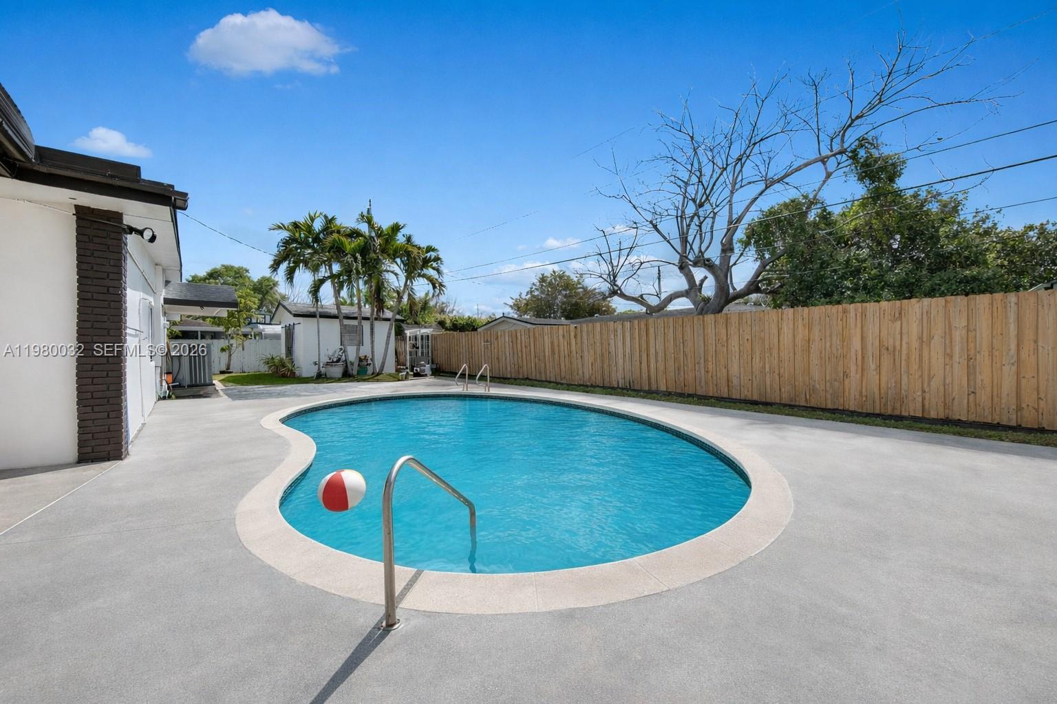 HEFTLER HOMES SUNSET PARK - Residential