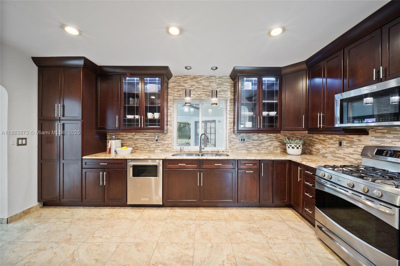 KILLIAN ACRES - Residential