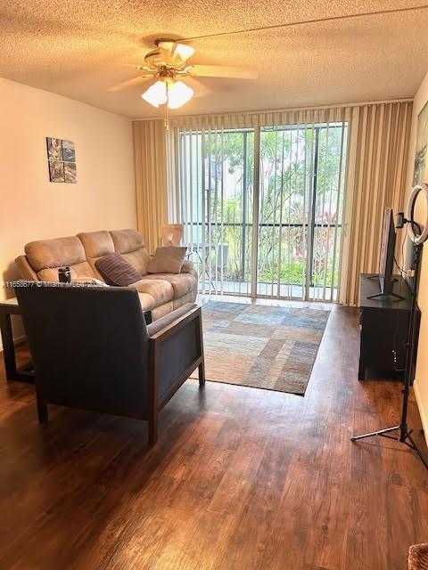 5300 NE 24th Ter 118C