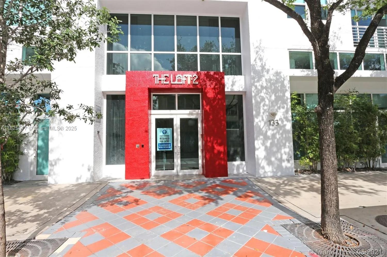 THE LOFT DOWNTOWN II COND - Residential